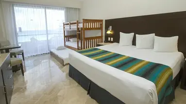 Crown Paradise Club Cancun