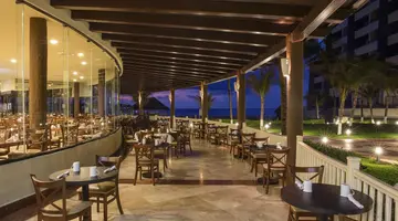 Crown Paradise Club Cancun