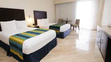 Crown Paradise Club Cancun