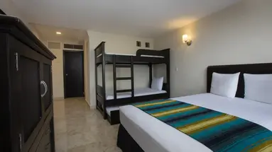 Crown Paradise Club Cancun