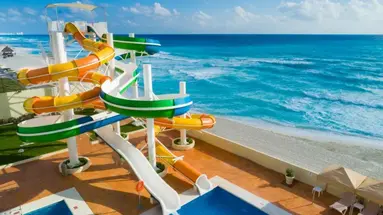 Crown Paradise Club Cancun