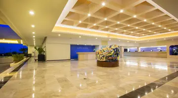 Crown Paradise Club Cancun