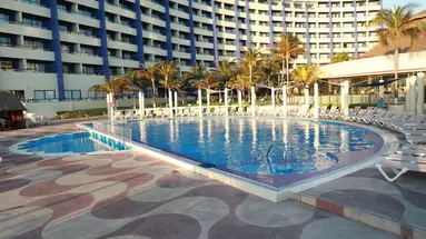 Crown Paradise Club Cancun