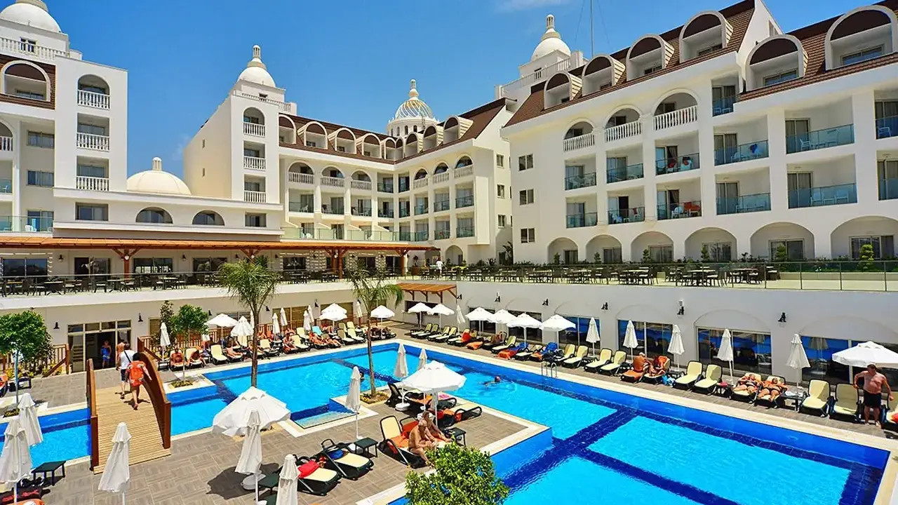 Crown Serenity