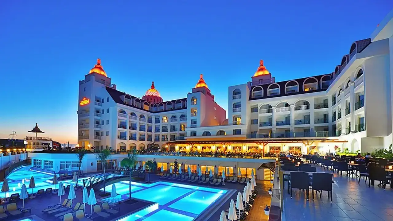 Crown Serenity