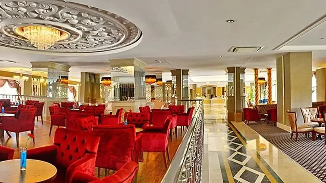 Crown Serenity