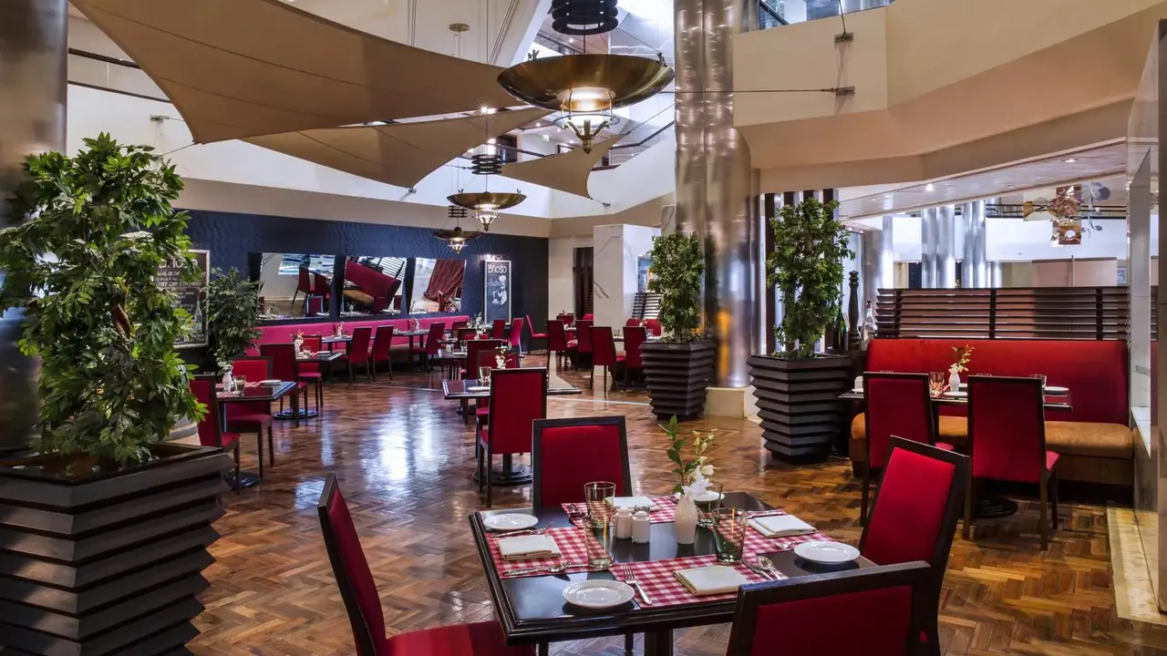 Crowne Plaza Dubai - Deira