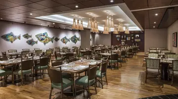 Crowne Plaza Dubai - Deira