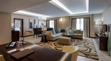 Crowne Plaza Dubai - Deira