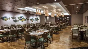 Crowne Plaza Dubai - Deira