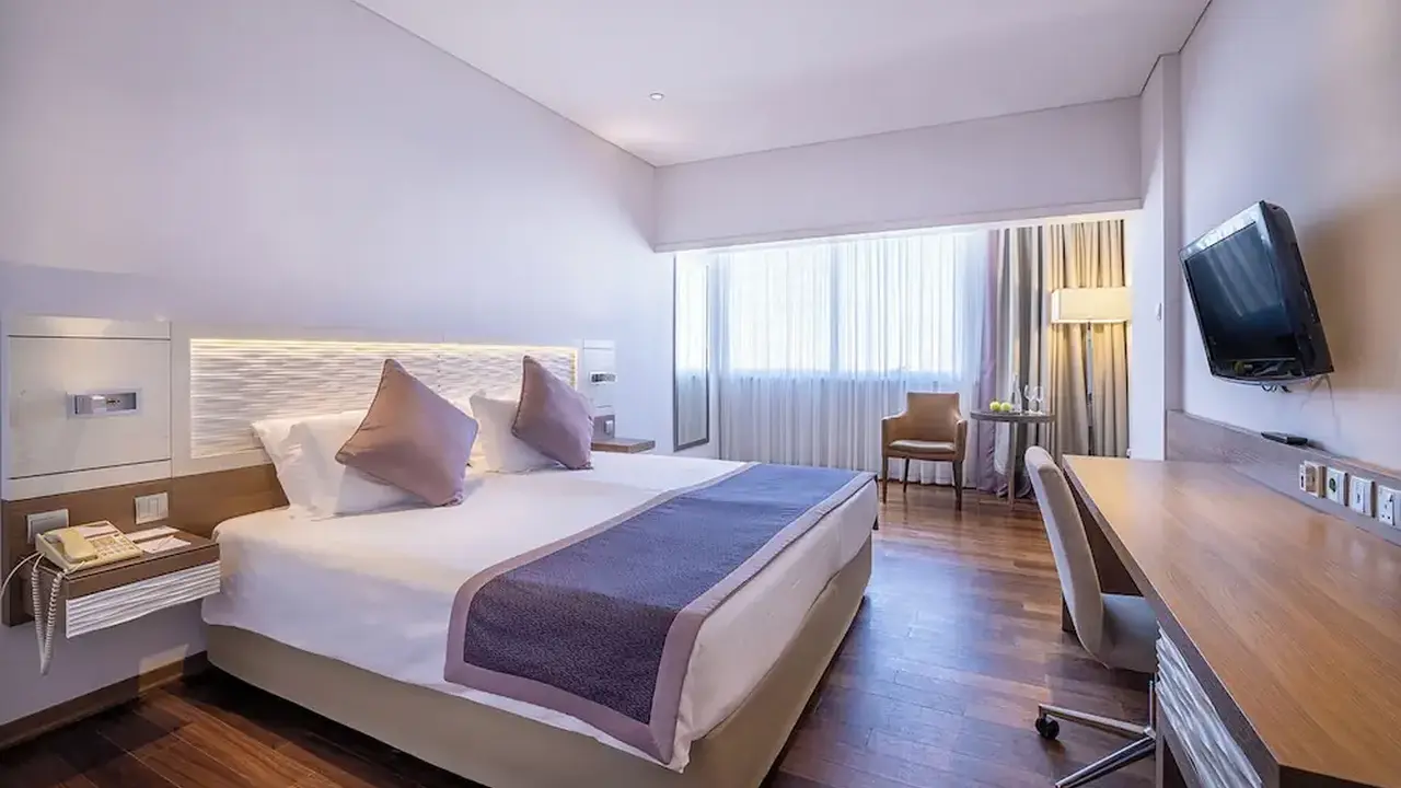 Crowne Plaza Limassol by IHG