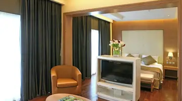 Crowne Plaza Limassol by IHG