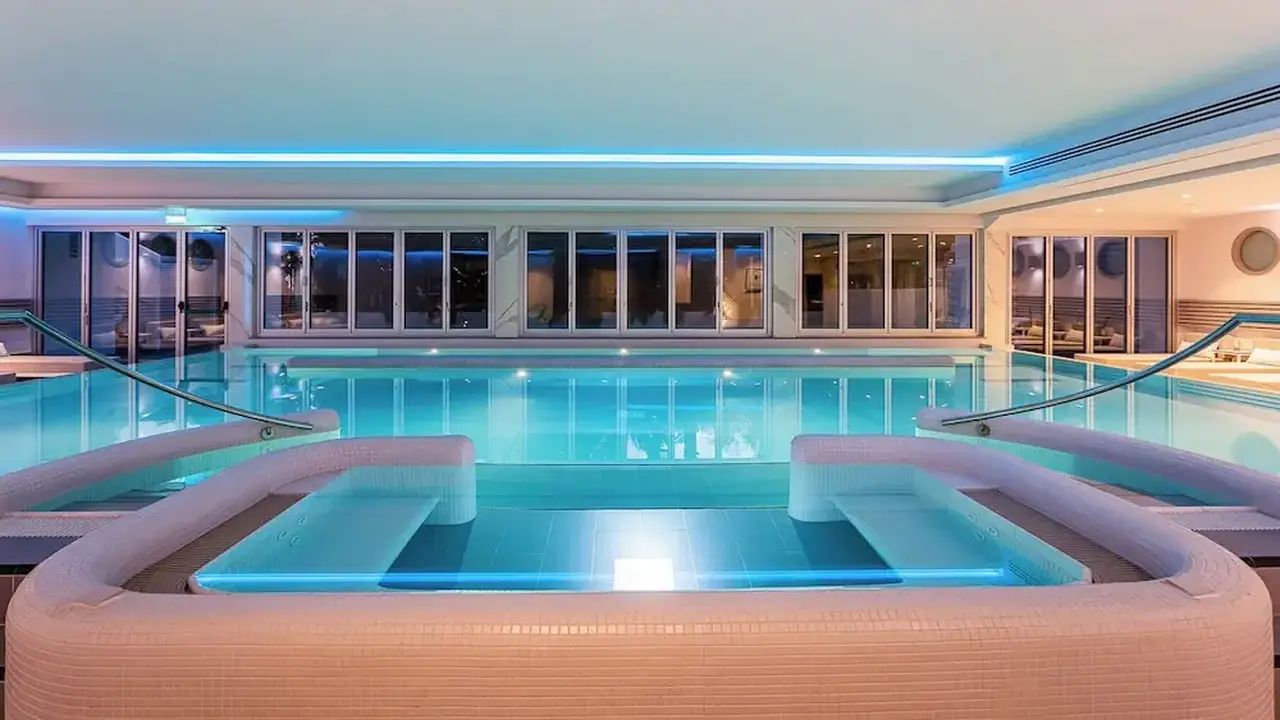 Crowne Plaza Limassol by IHG