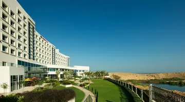 Crowne Plaza Muscat OCEC