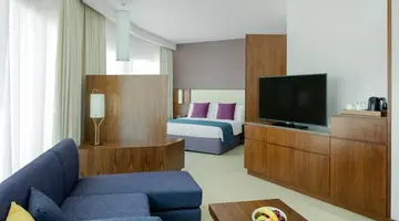 Crowne Plaza Muscat OCEC