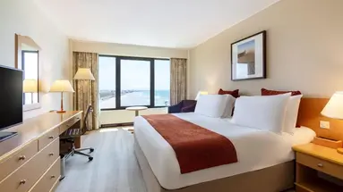Crowne Plaza Muscat