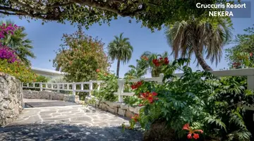 CRUCCURIS HOTEL RESORT