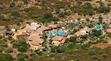 Cruccuris Resort