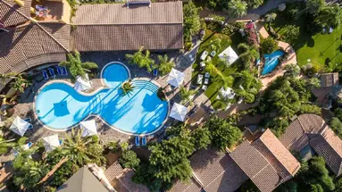 Cruccuris Resort
