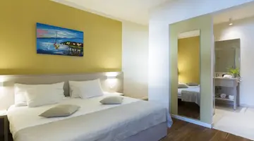 Crvena Luka Resort