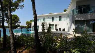 Crvena Luka Resort