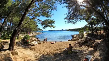 Crvena Luka Resort