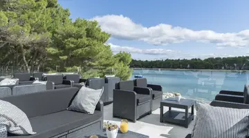 Crvena Luka Resort
