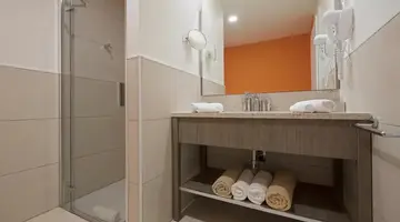 Crvena Luka Resort