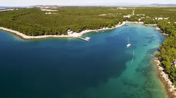 Crvena Luka Resort
