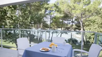 Crvena Luka Resort