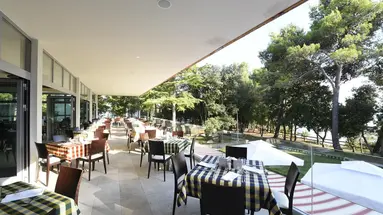 Crvena Luka Resort