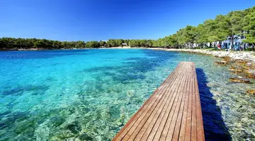 Crvena Luka Resort
