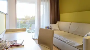 Crvena Luka Resort