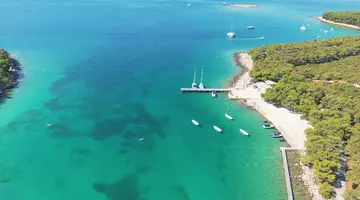 Crvena Luka Resort