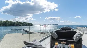 Crvena Luka Resort