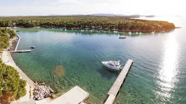 Crvena Luka Resort