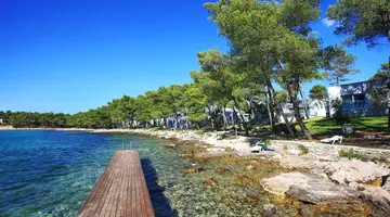Crvena Luka Resort
