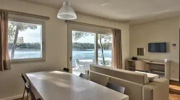 Crvena Luka Resort