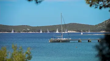 Crvena Luka Resort