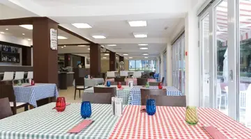 Crvena Luka Resort