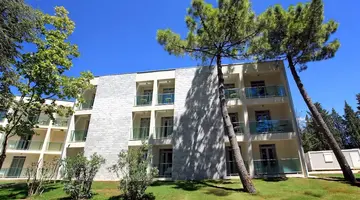 Crvena Luka Resort