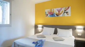 Crvena Luka Resort