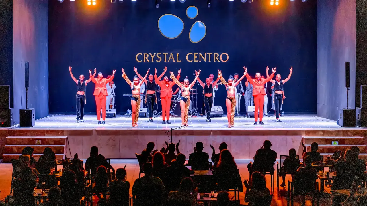 Crystal Centro Pearl Collection