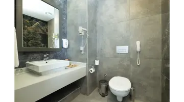 CRYSTAL CENTRO PEARL COLLECTION