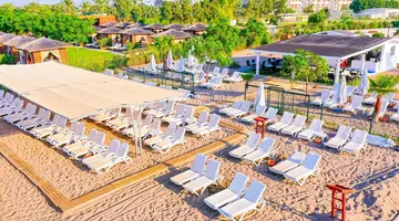 Crystal Club World Of Colours Resort & S