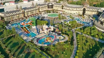 CRYSTAL DE LUXE RESORT & SPA
