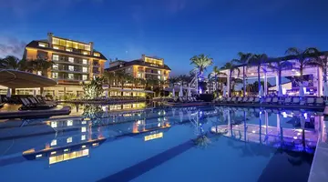 CRYSTAL FAMILY RESORT & SPA