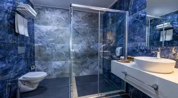 CRYSTAL FLORA PEARL COLLECTION