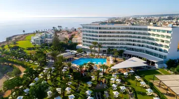 Crystal Springs Beach Hotel
