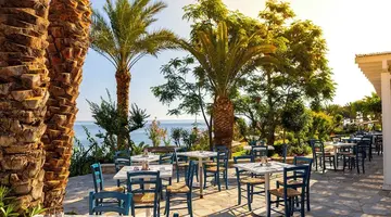 Crystal Springs Beach Hotel